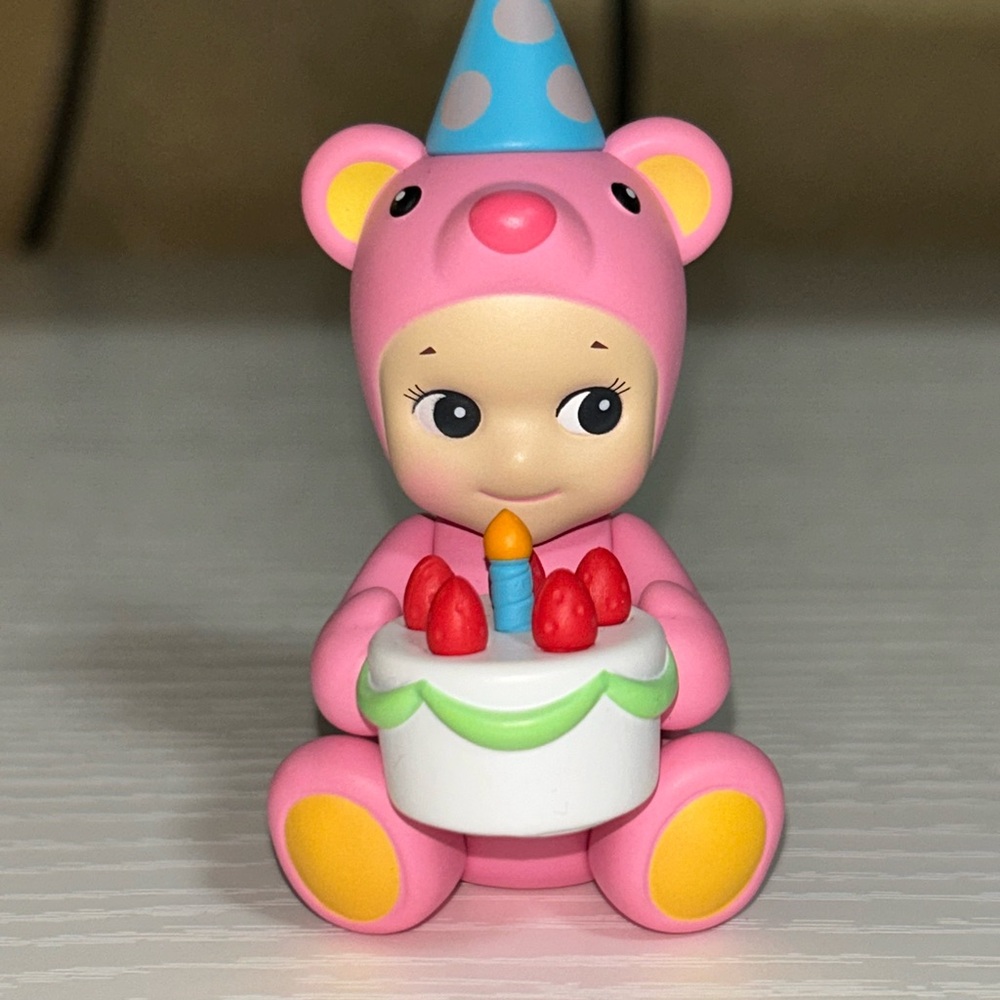 Sonny Angel Pink Birthday Bear